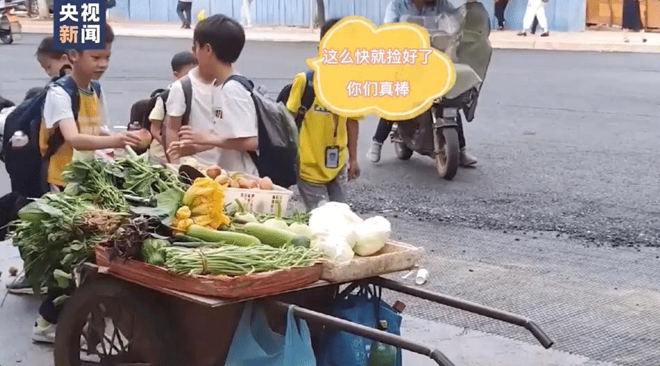 DƬ